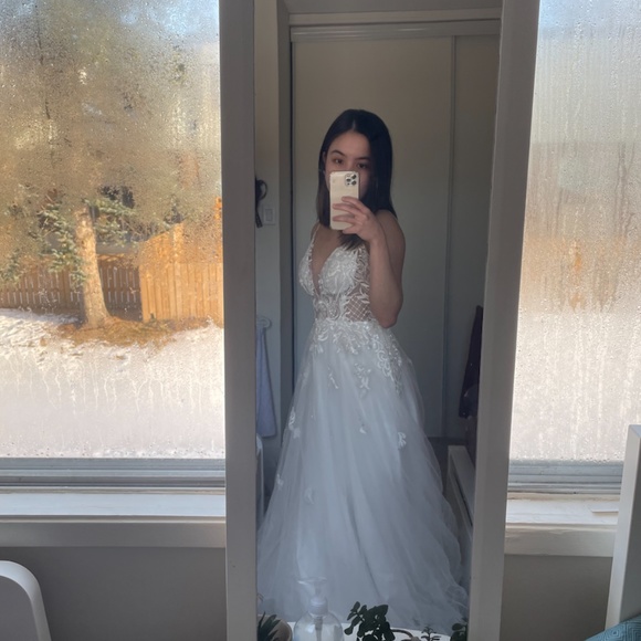 Wedding Prom Dress Gown - Picture 9 of 11